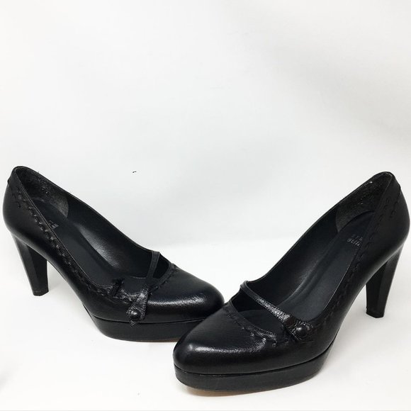 STUART WEITZMAN Black Leather Pumps